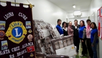 Valor de R$1.582,40 foi arrecadado em ch beneficente e utilizado para aquisio de 43 cobertores